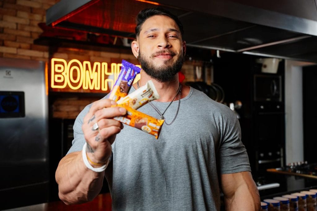 Ramon dino e produtos doctor bar dr. peanut