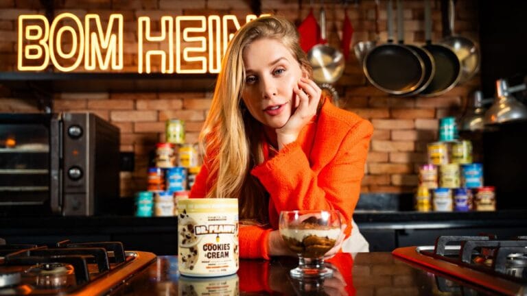 Receita de Tiramissu Proteico com Dr. Peanut Cookies