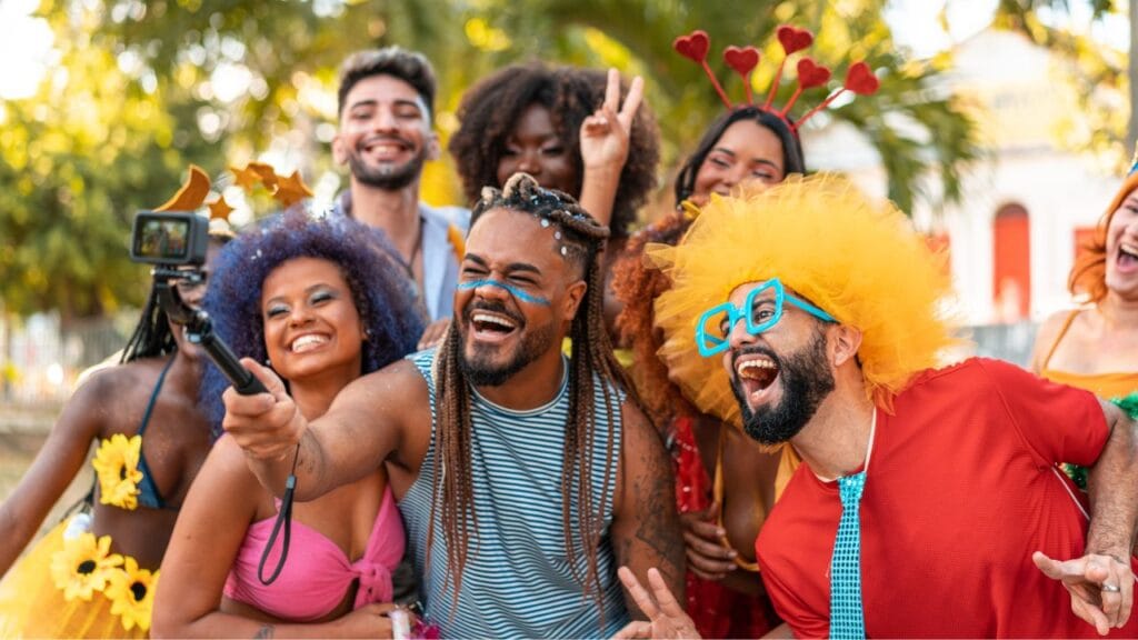 pessoal no carnaval